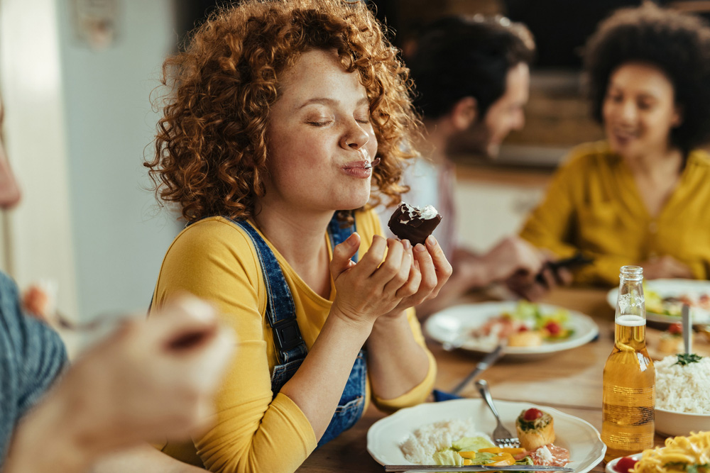 You are currently viewing Why most people love sweet foods and drinks and how they affect our taste buds