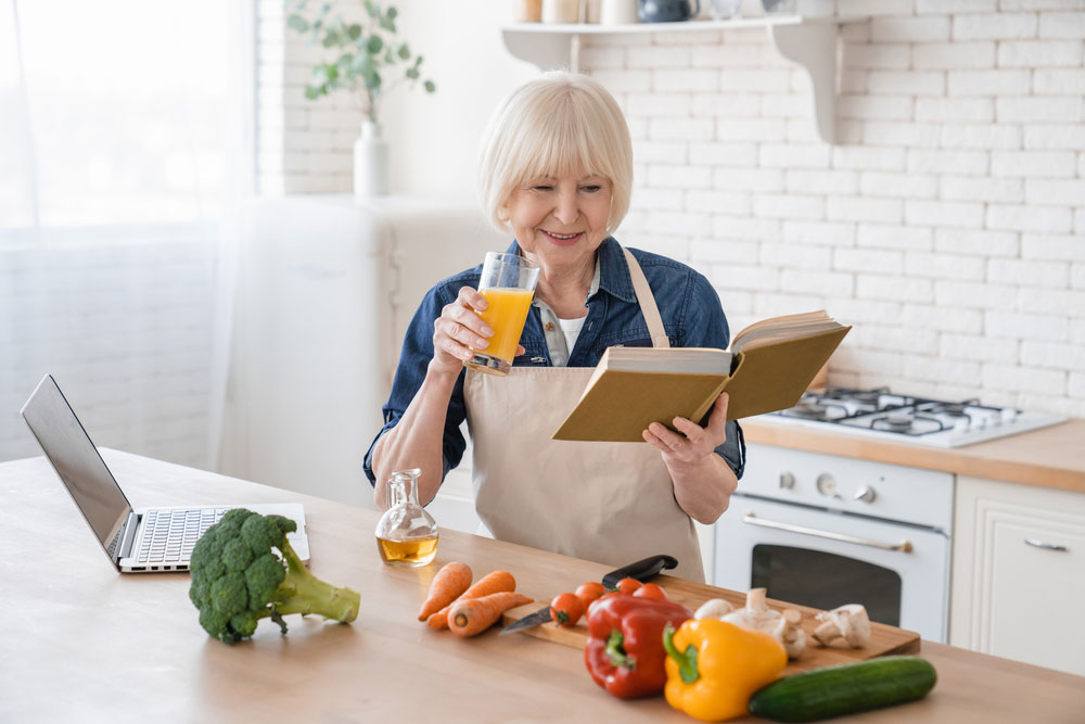 You are currently viewing Connecting Through Cuisine: Exploring the World of Online Cookbook Clubs